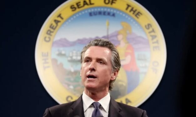 CA Urges Feds To Probe Gas Companies, Increases Rebates